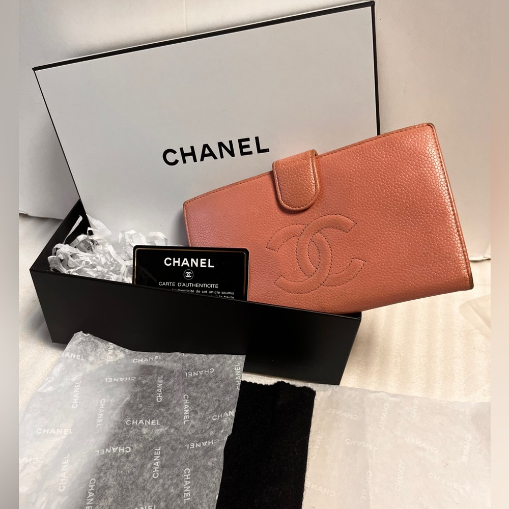 SOLD COA CHANEL Pink Caviar Leather Wallet Chanel pink wallet with Box - Picture 1 of 16